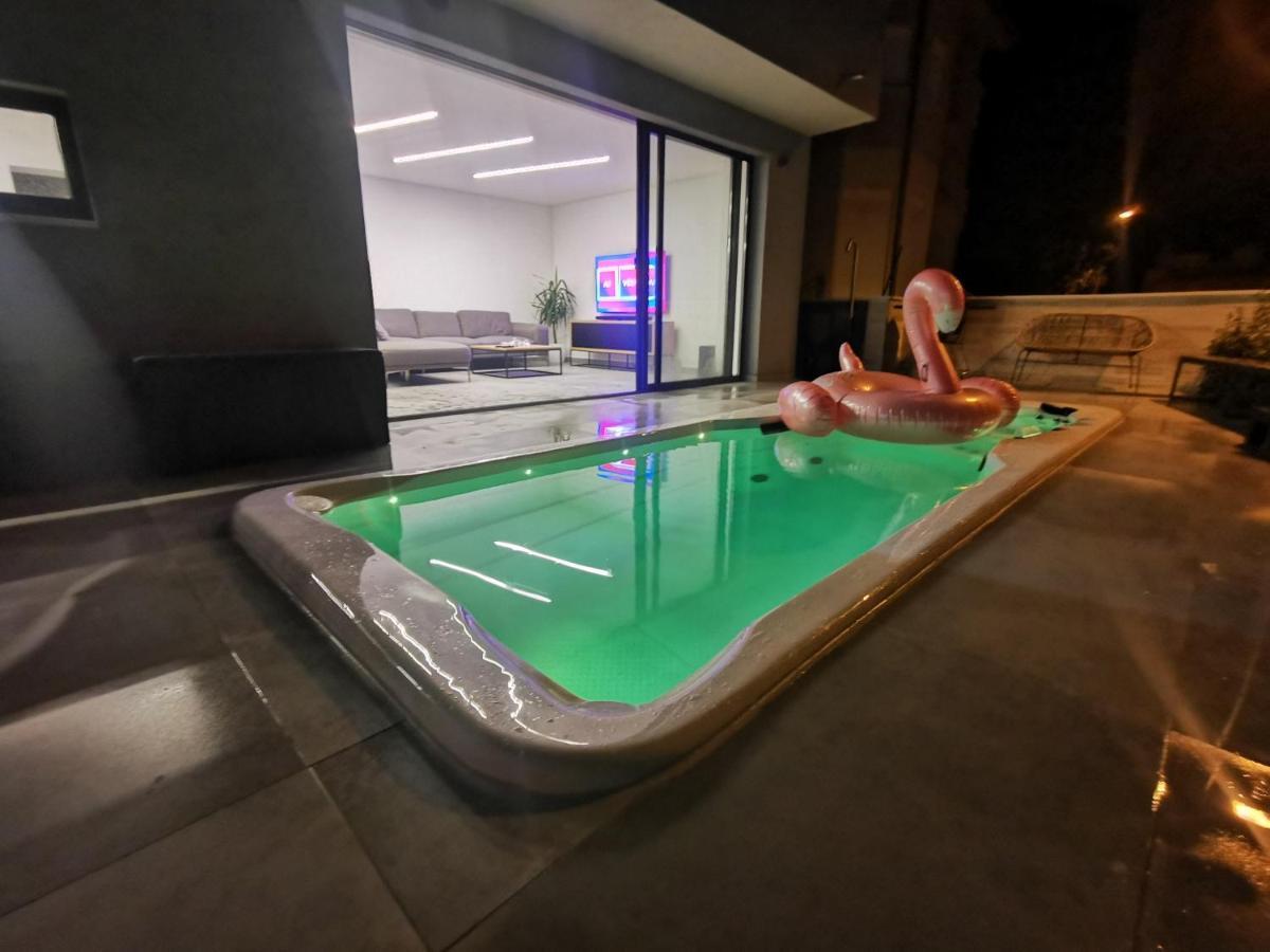 Spa Apartment Vito Vodice Bagian luar foto